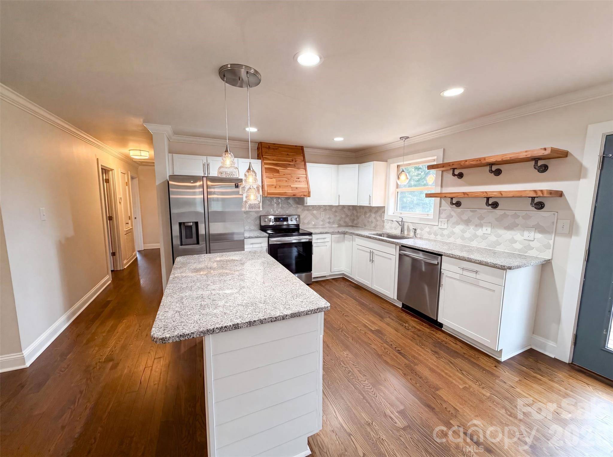 123 Rowe ST, Gastonia, NC 28056