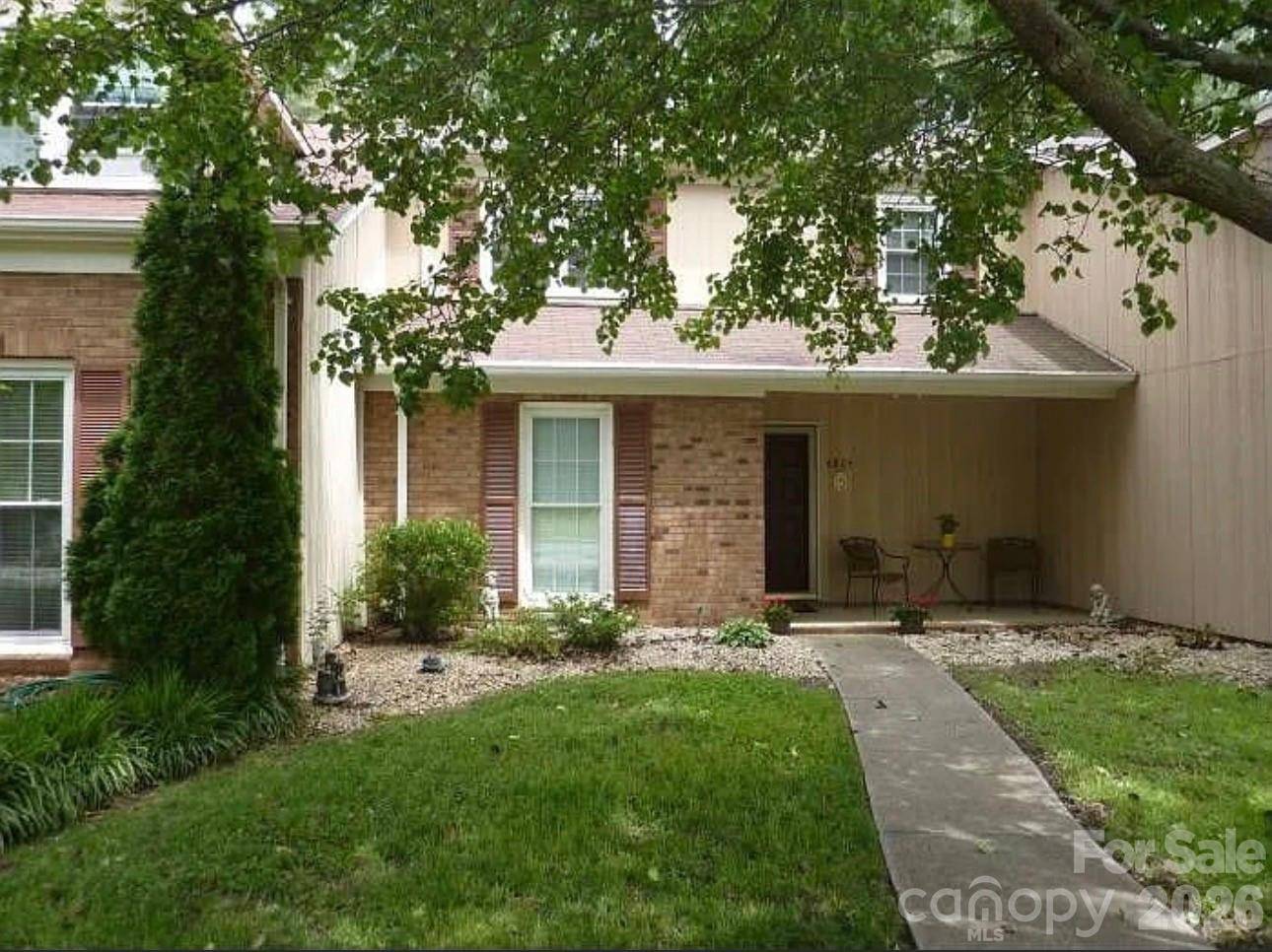 6805 Cabot CIR, Charlotte, NC 28226