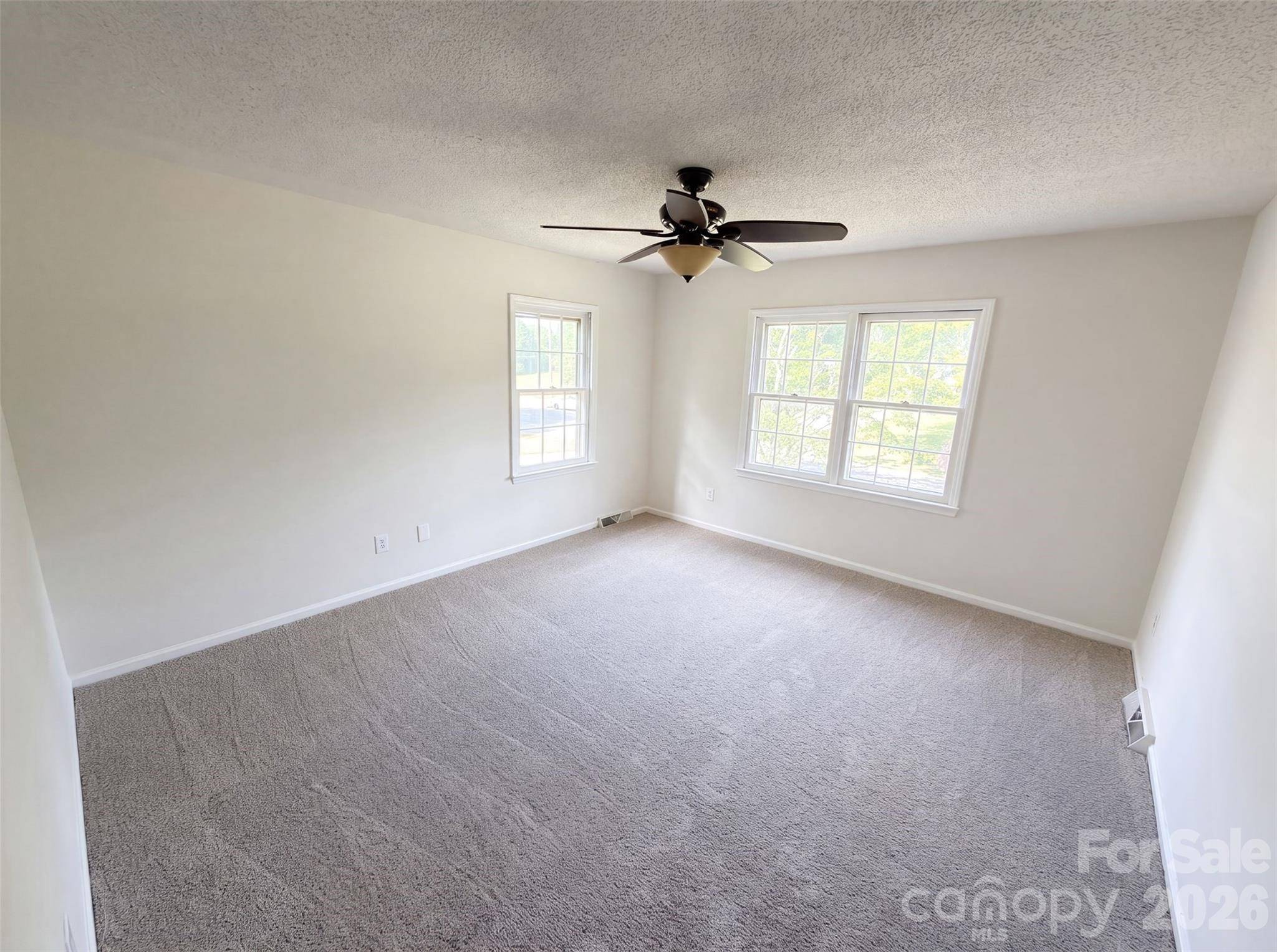8909 Danson DR, Charlotte, NC 28277