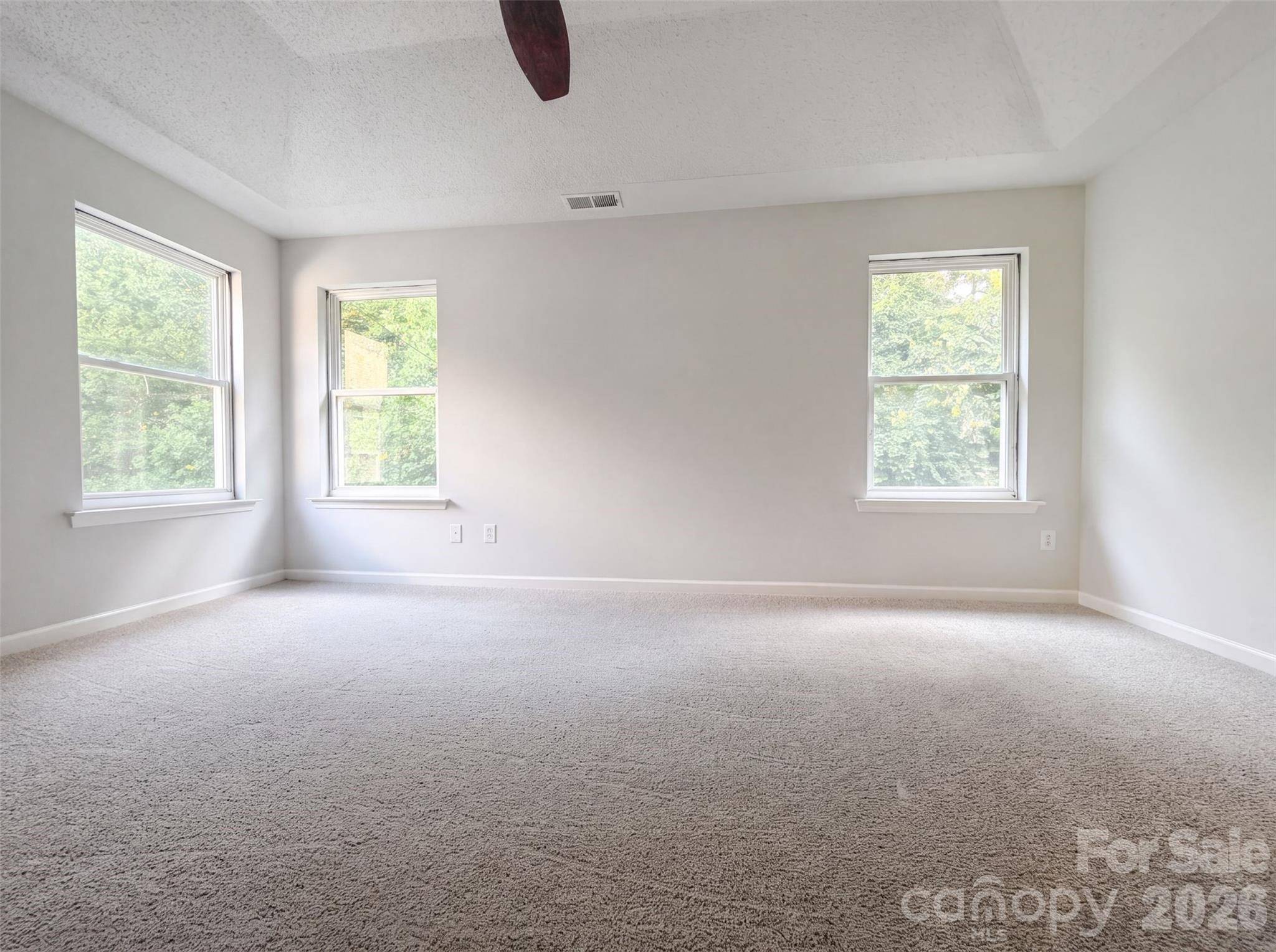 2502 Harwood Hills LN, Charlotte, NC 28214