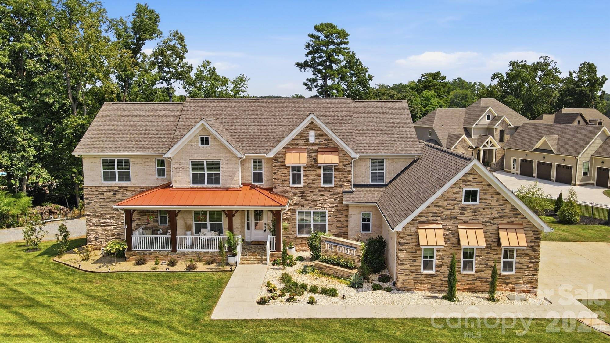 1920 Marlin DR, Lake Wylie, SC 29710