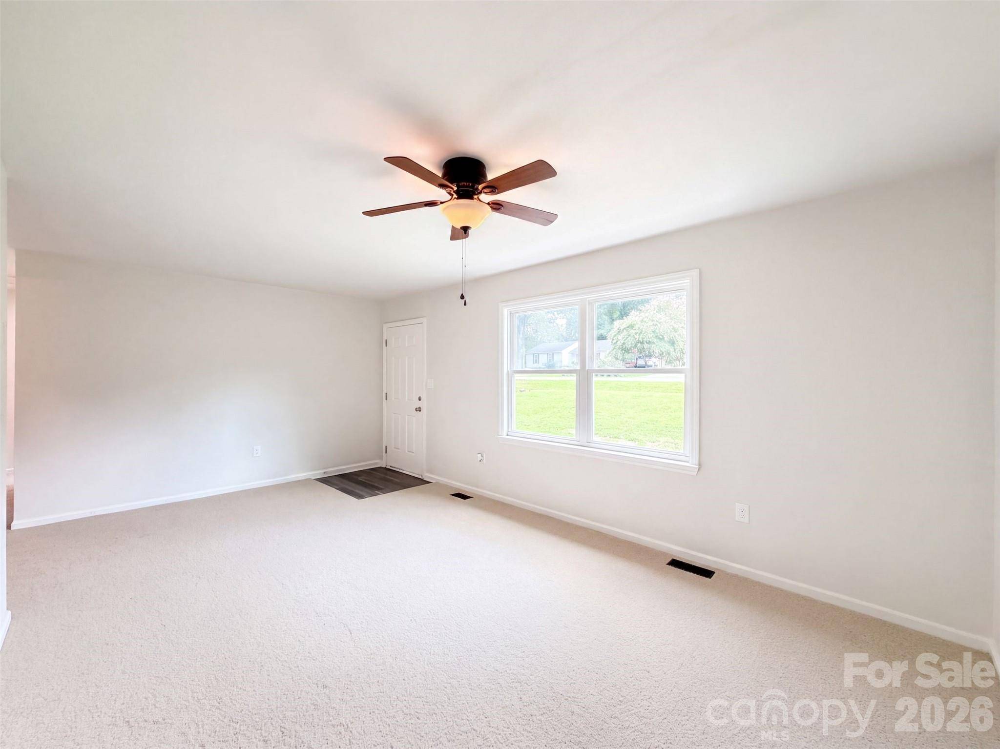8332 Clear Meadow LN, Charlotte, NC 28227