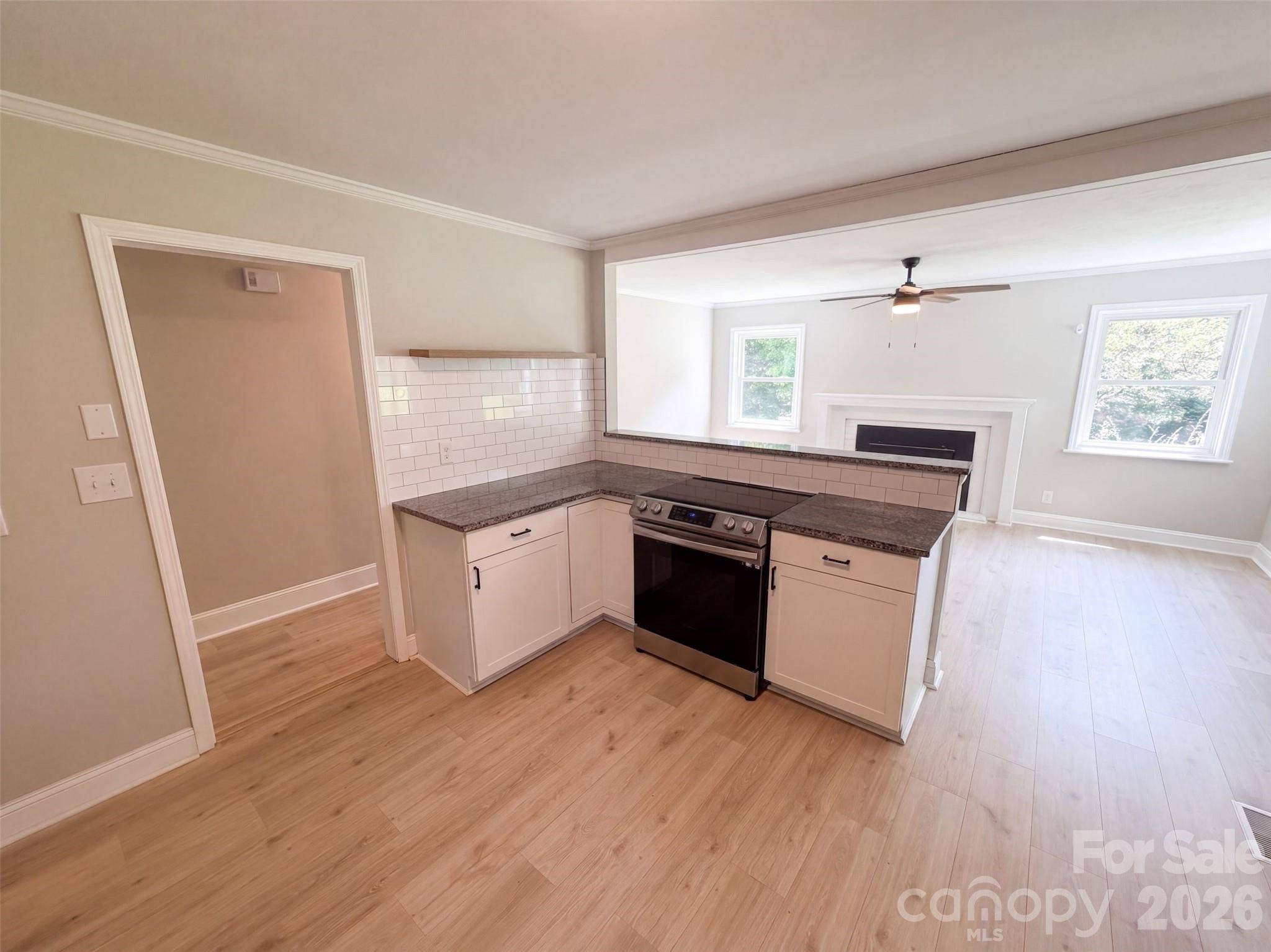8519 Denbur DR, Charlotte, NC 28215