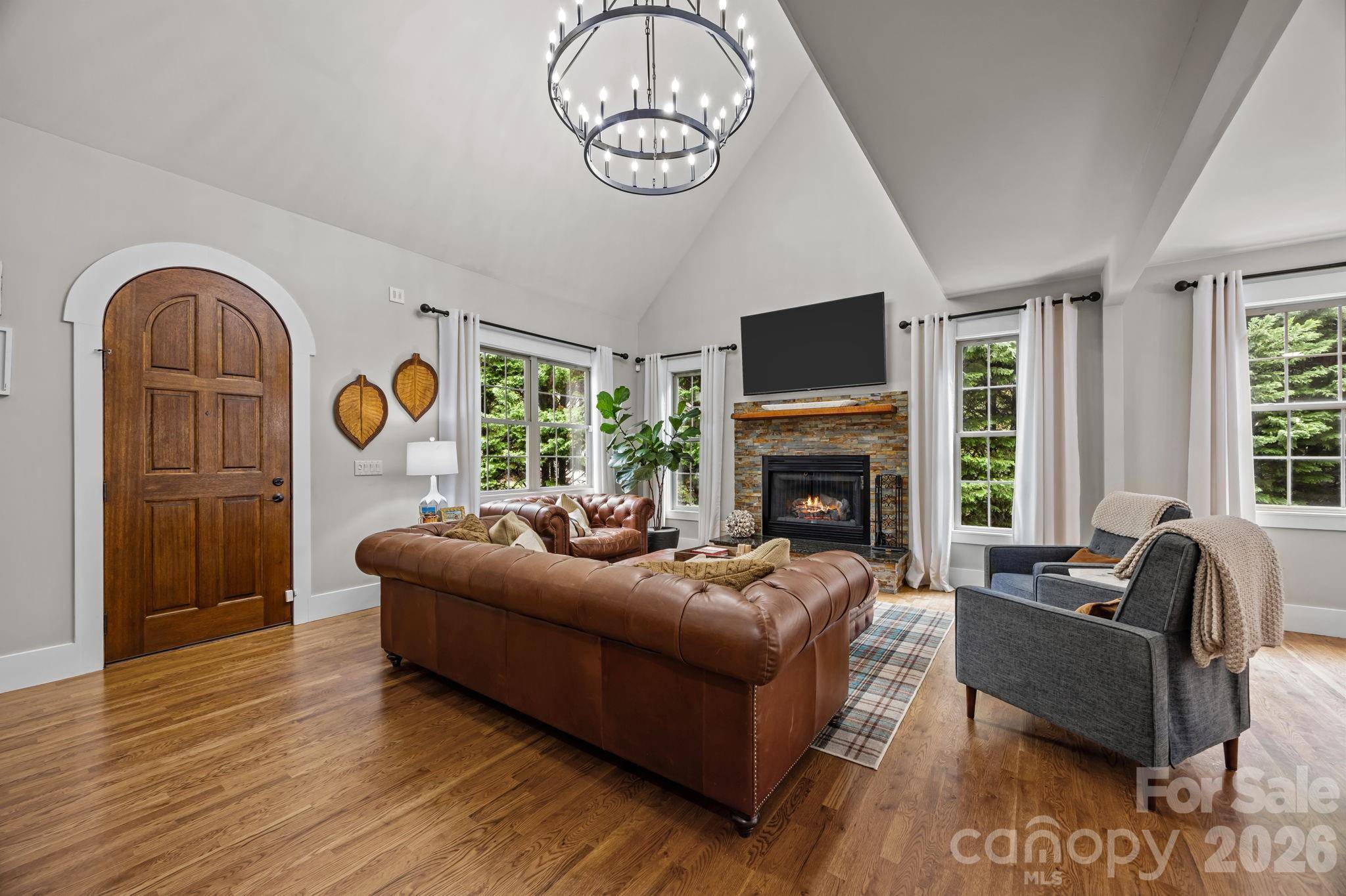 18 Oak Springs DR, Arden, NC 28704