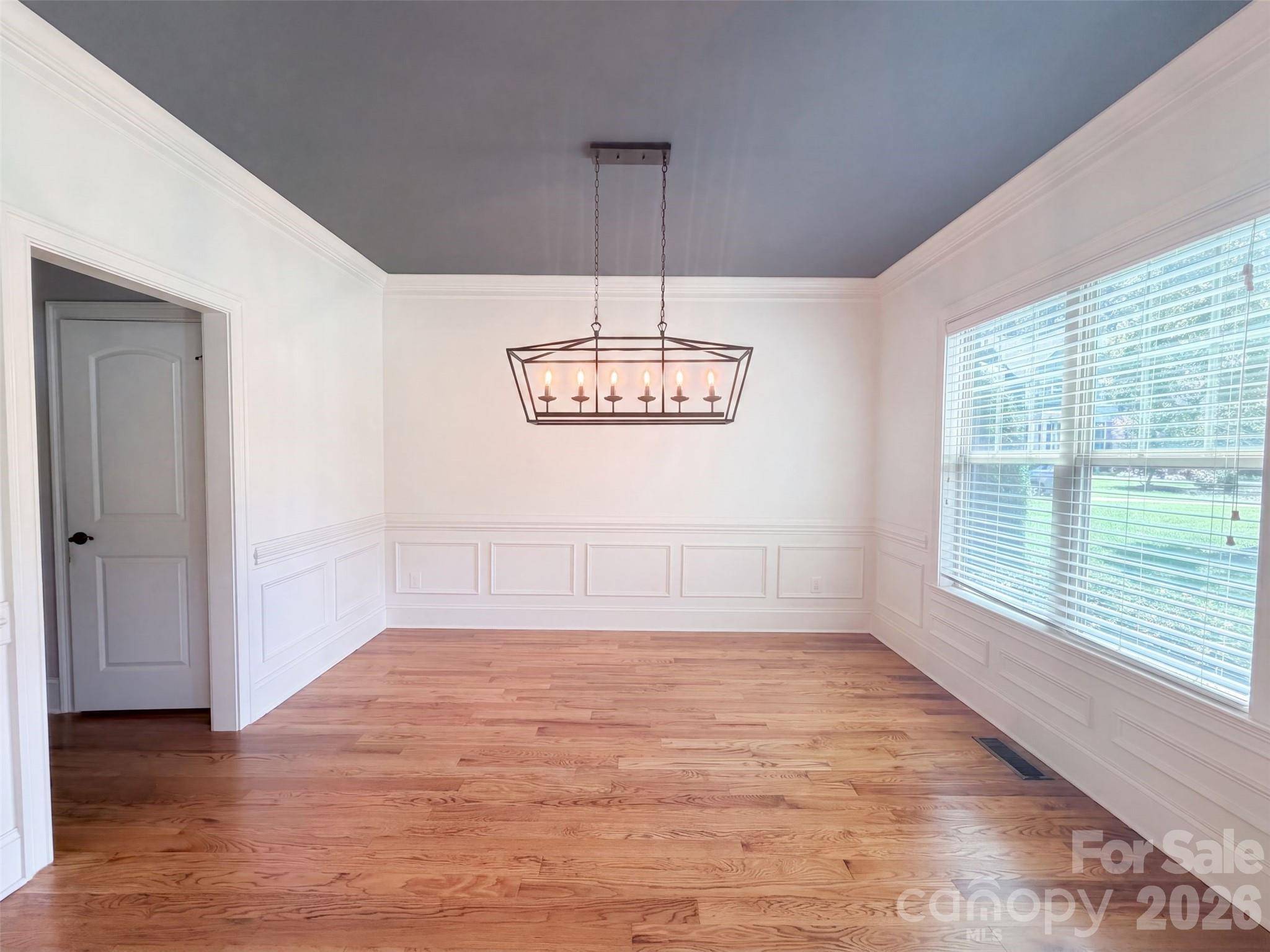 131 Lakeshore Hills DR, Mooresville, NC 28117