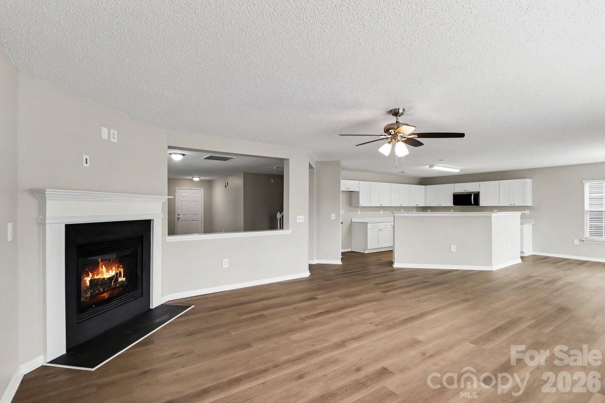 4022 Houldsworth DR, Charlotte, NC 28213