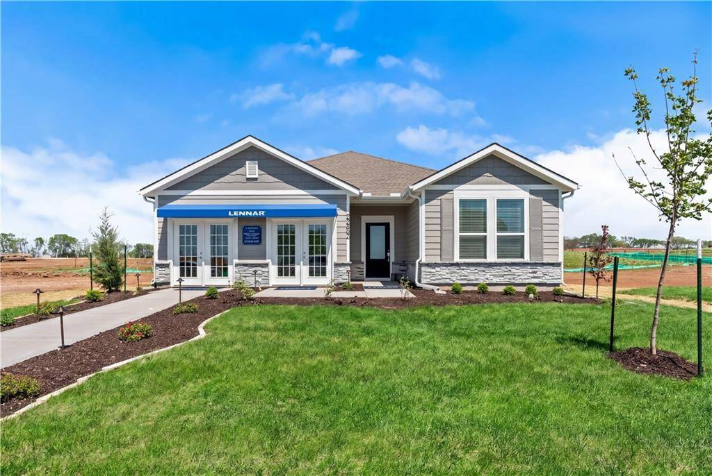 22484 W 214th TER, Spring Hill, KS 66083