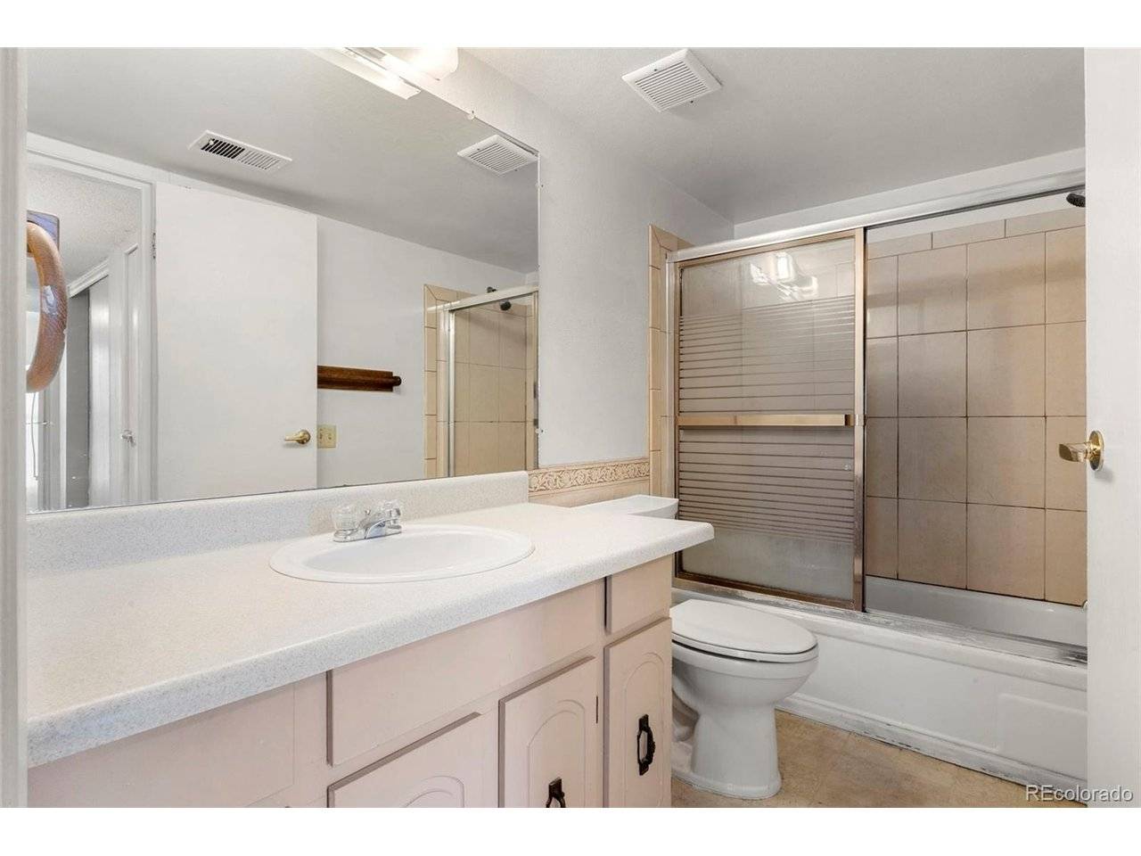 3662 S Granby #J05, Aurora, CO 80014