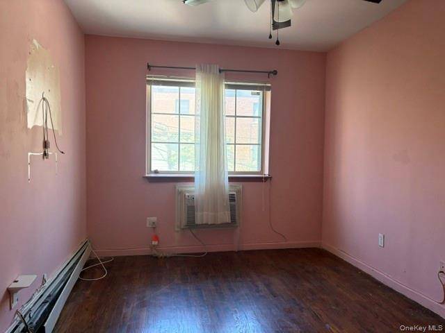 4 E 54 ST #2G, Brooklyn, NY 11203