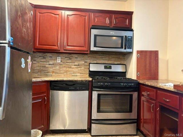 4 E 54 ST #2G, Brooklyn, NY 11203