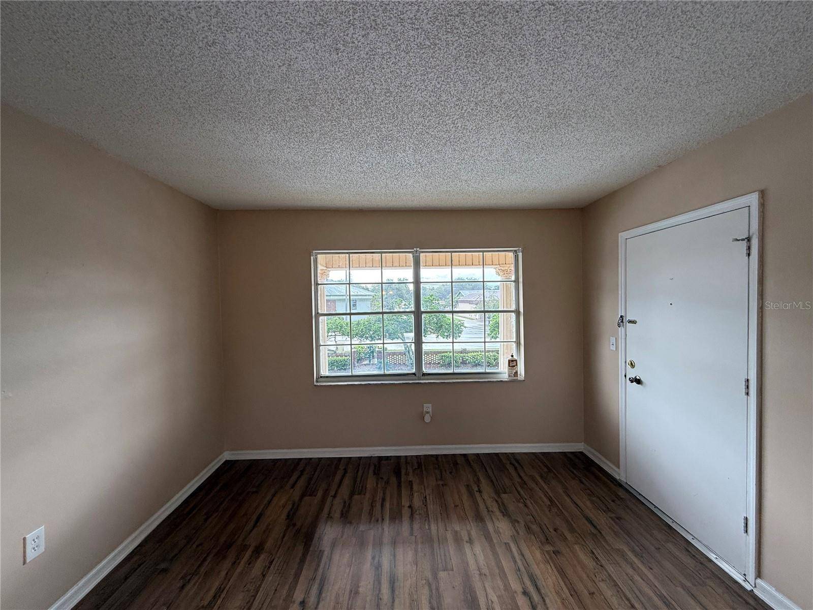 1920 E EDGEWOOD DR #N8, Lakeland, FL 33803