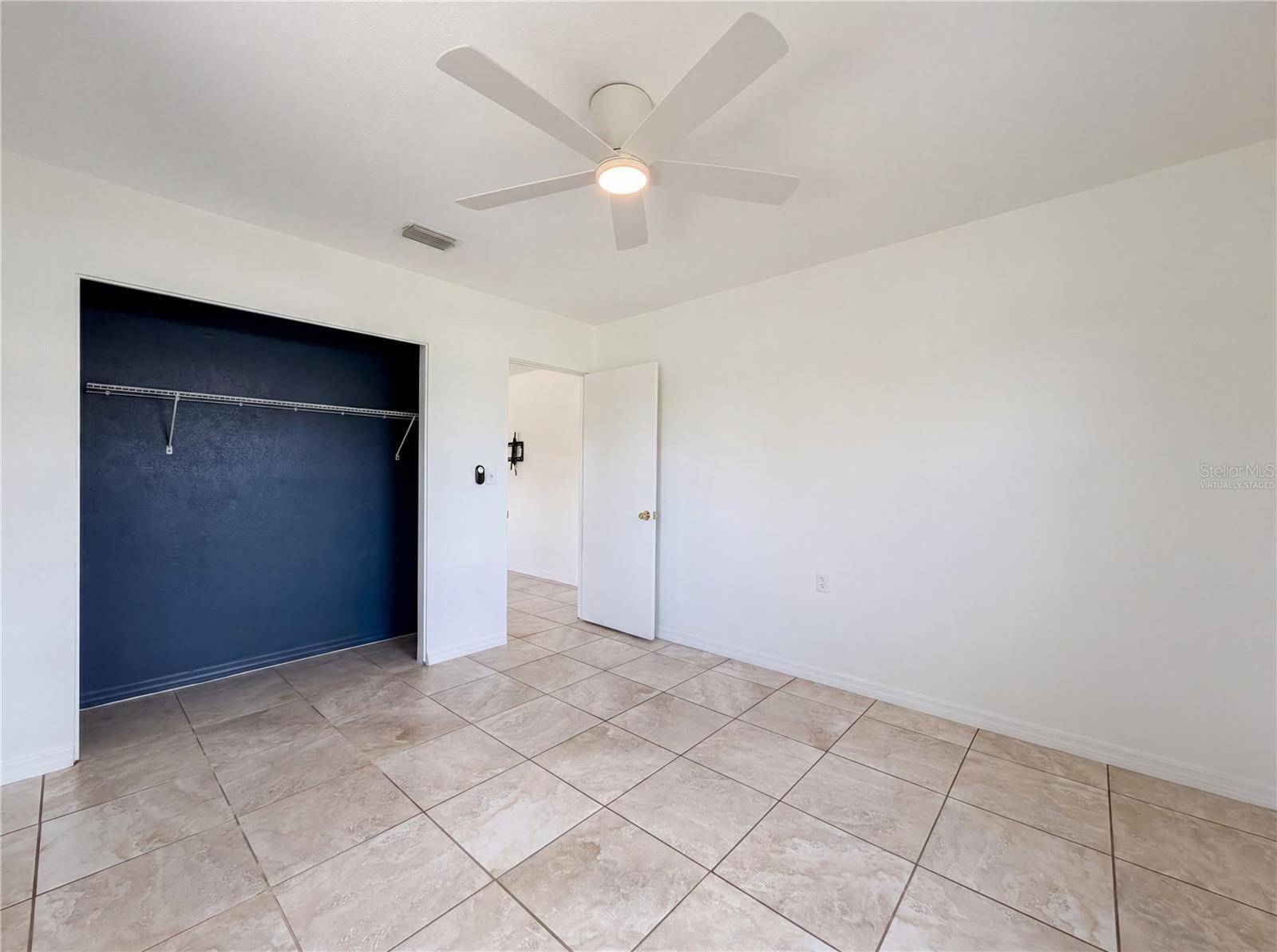 829 E 4TH ST, Englewood, FL 34223