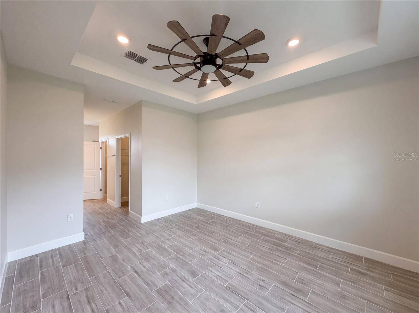 446 CINNAMON DR, Kissimmee, FL 34759