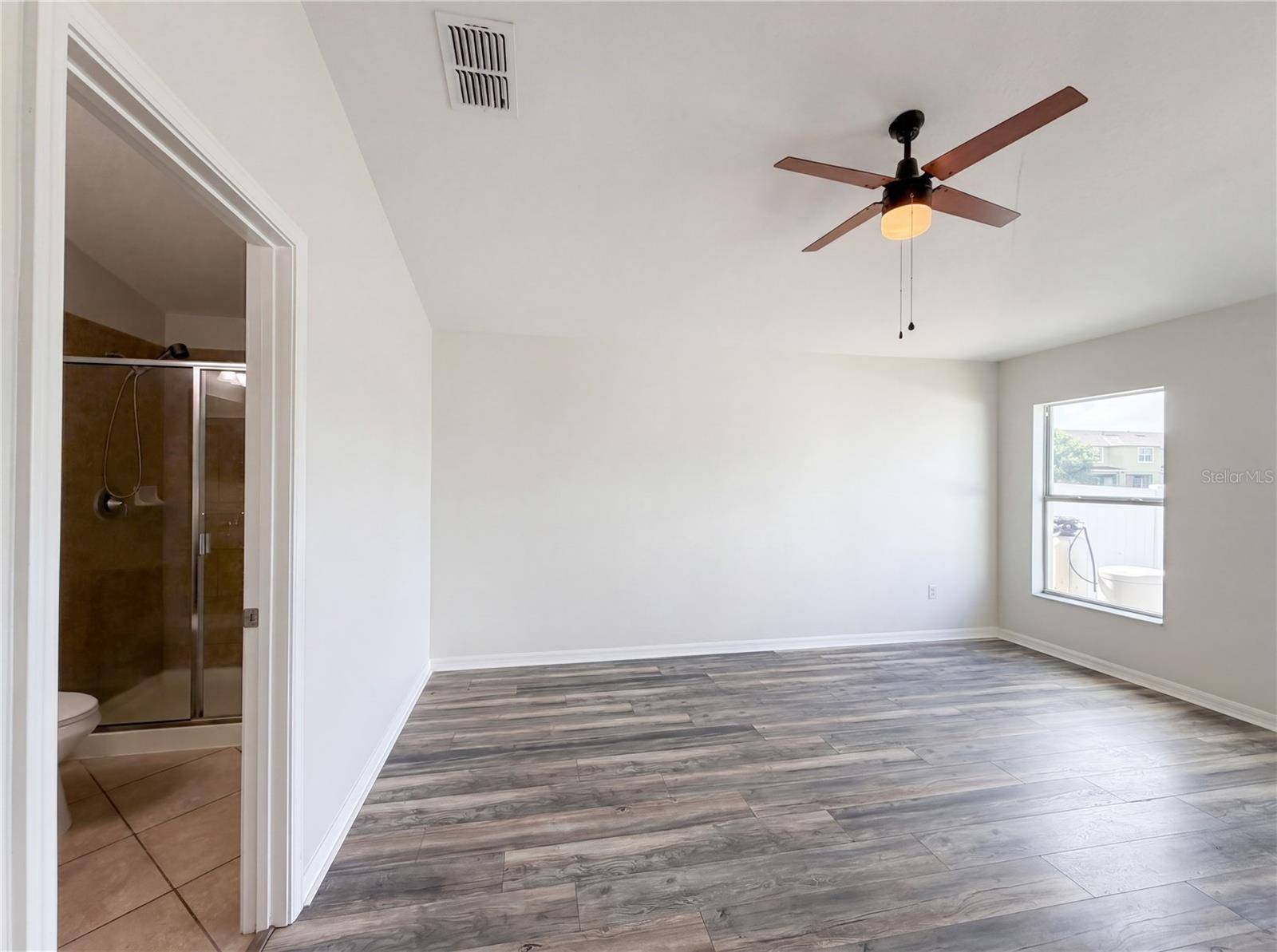 1969 HAWKS VIEW DR, Ruskin, FL 33570