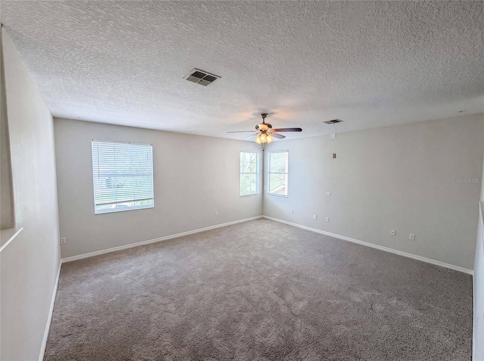 12706 GROVEHURST AVE, Winter Garden, FL 34787