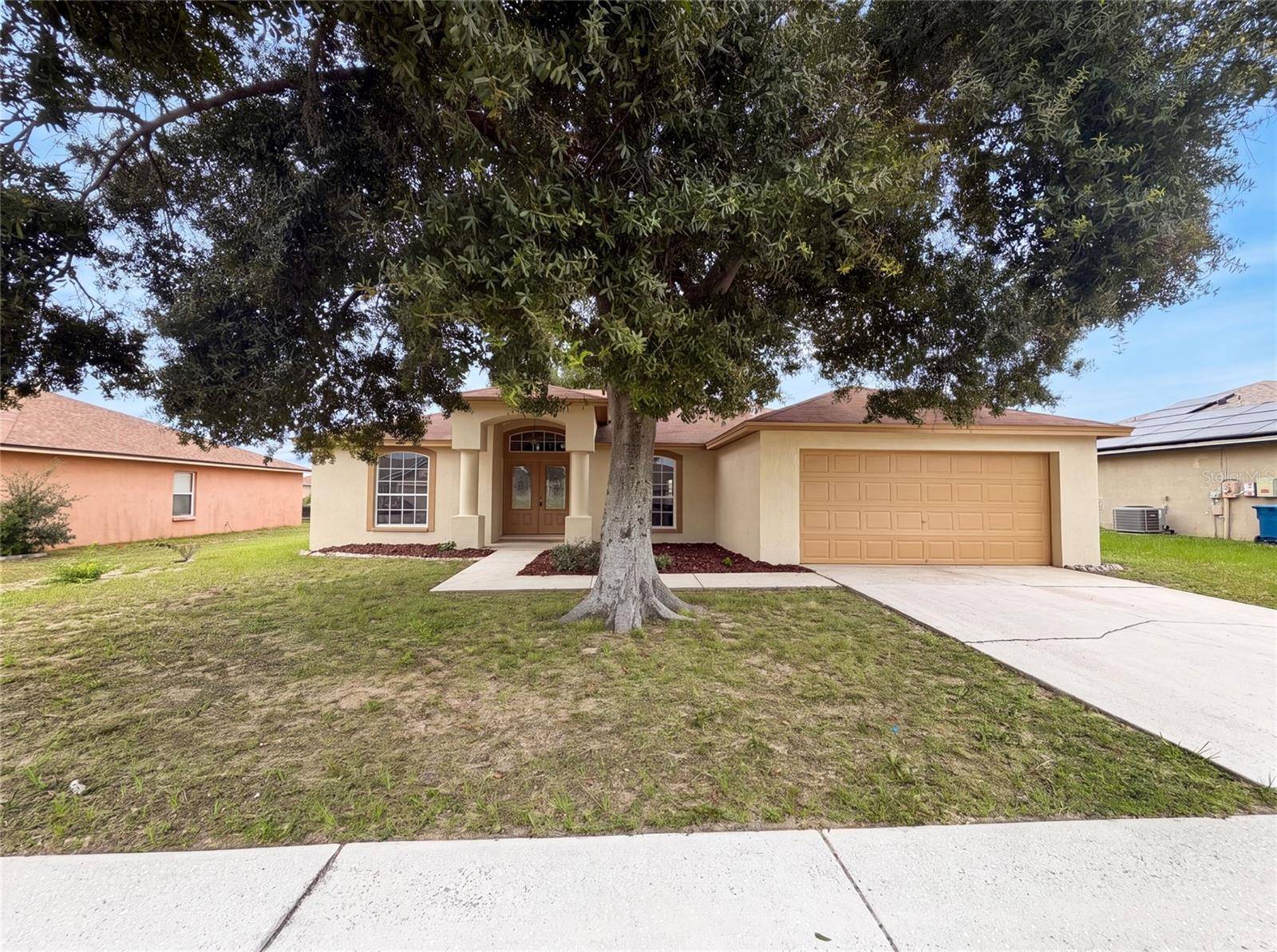 1038 HIGHLAND CREST CIR, Lake Wales, FL 33853