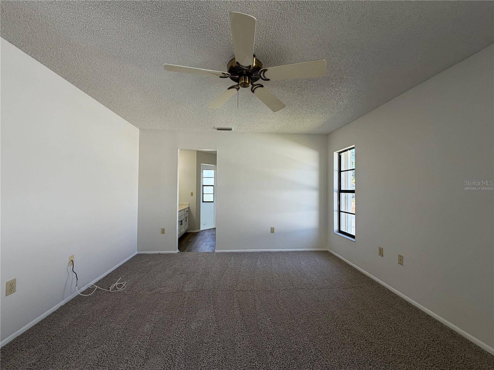 391 HARVARD RD, Venice, FL 34293