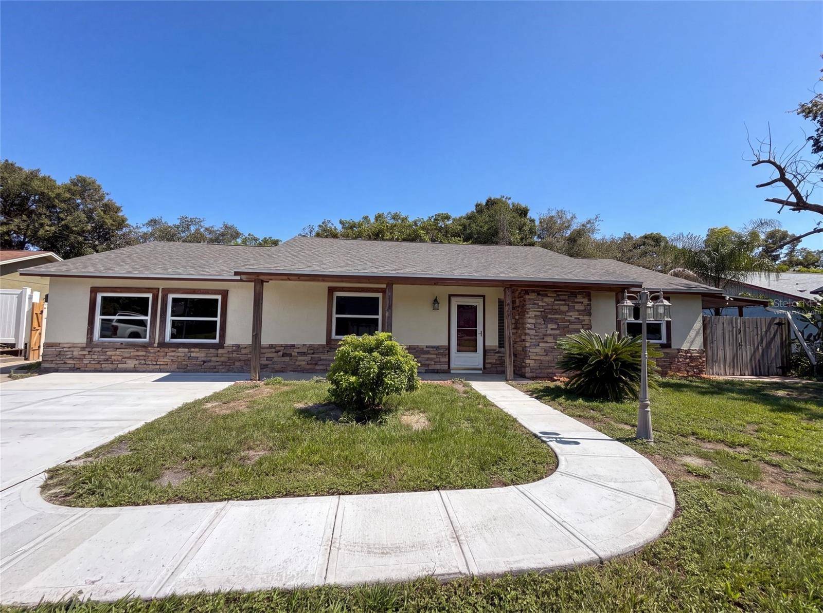 466 LELAND DR, Deltona, FL 32725