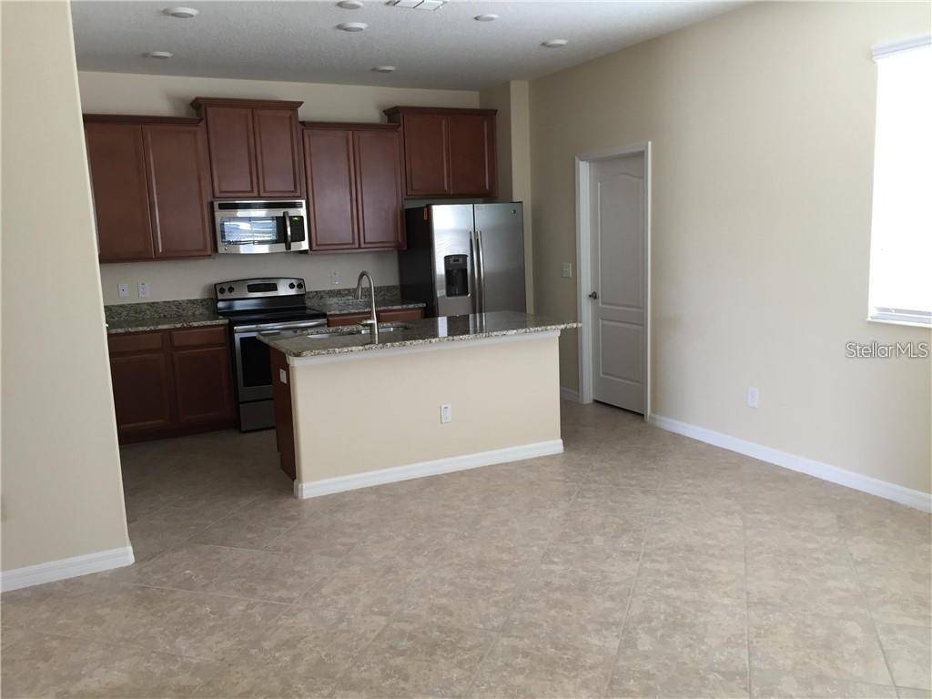 13048 GARRIDAN AVE, Windermere, FL 34786