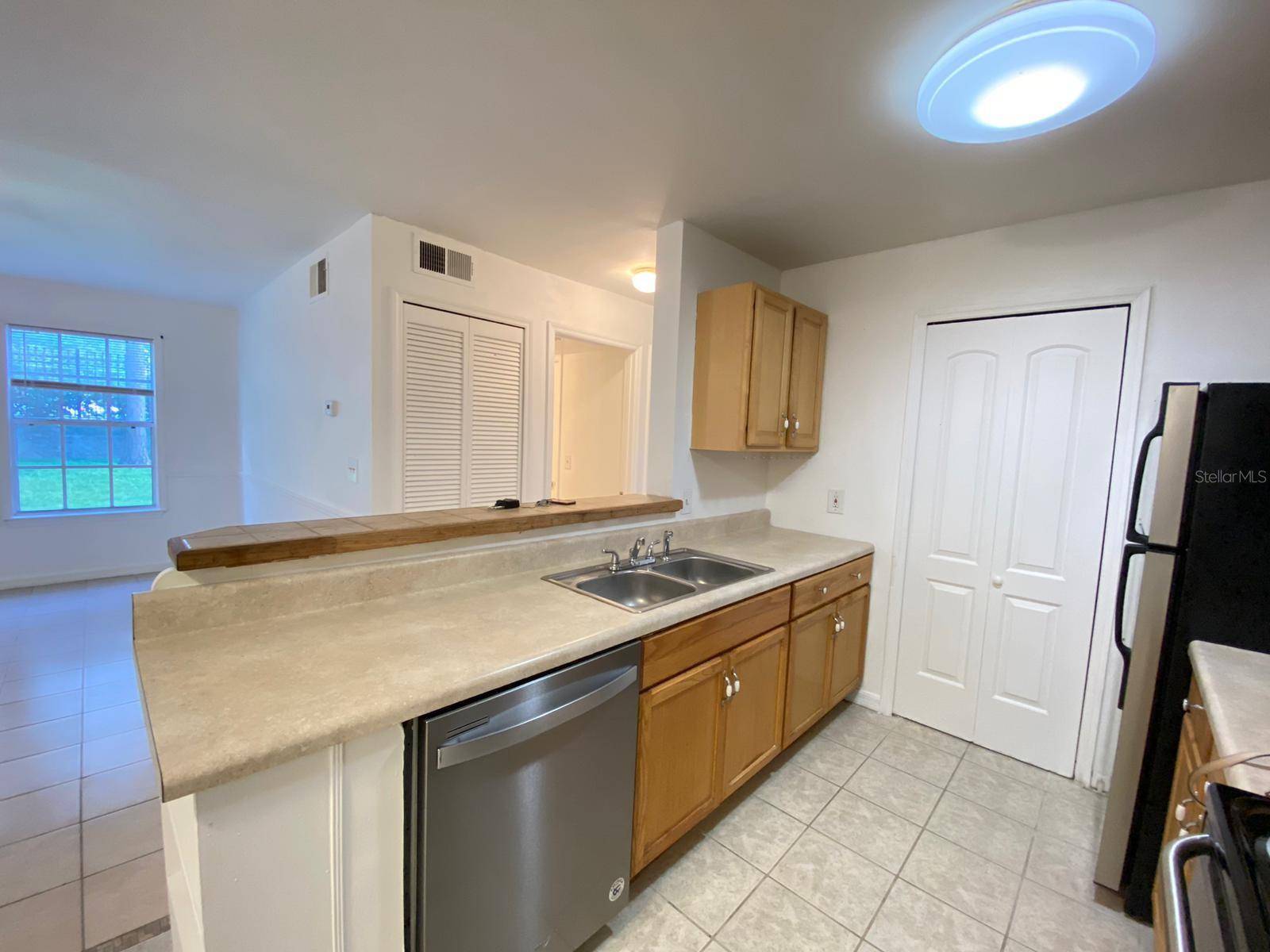 6166 WESTGATE DR #103, Orlando, FL 32835