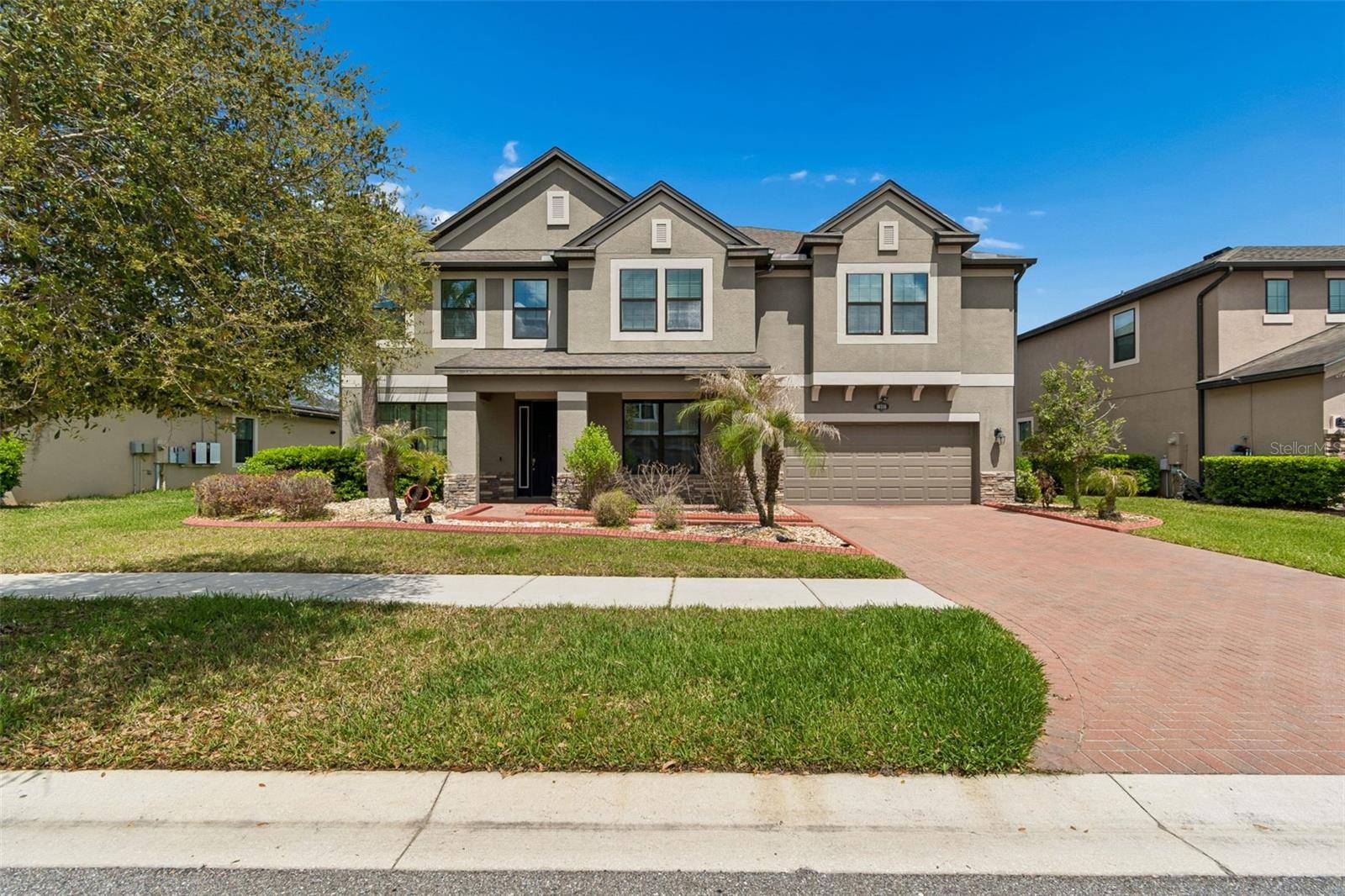 10316 CLOVER PINE DR, Tampa, FL 33647