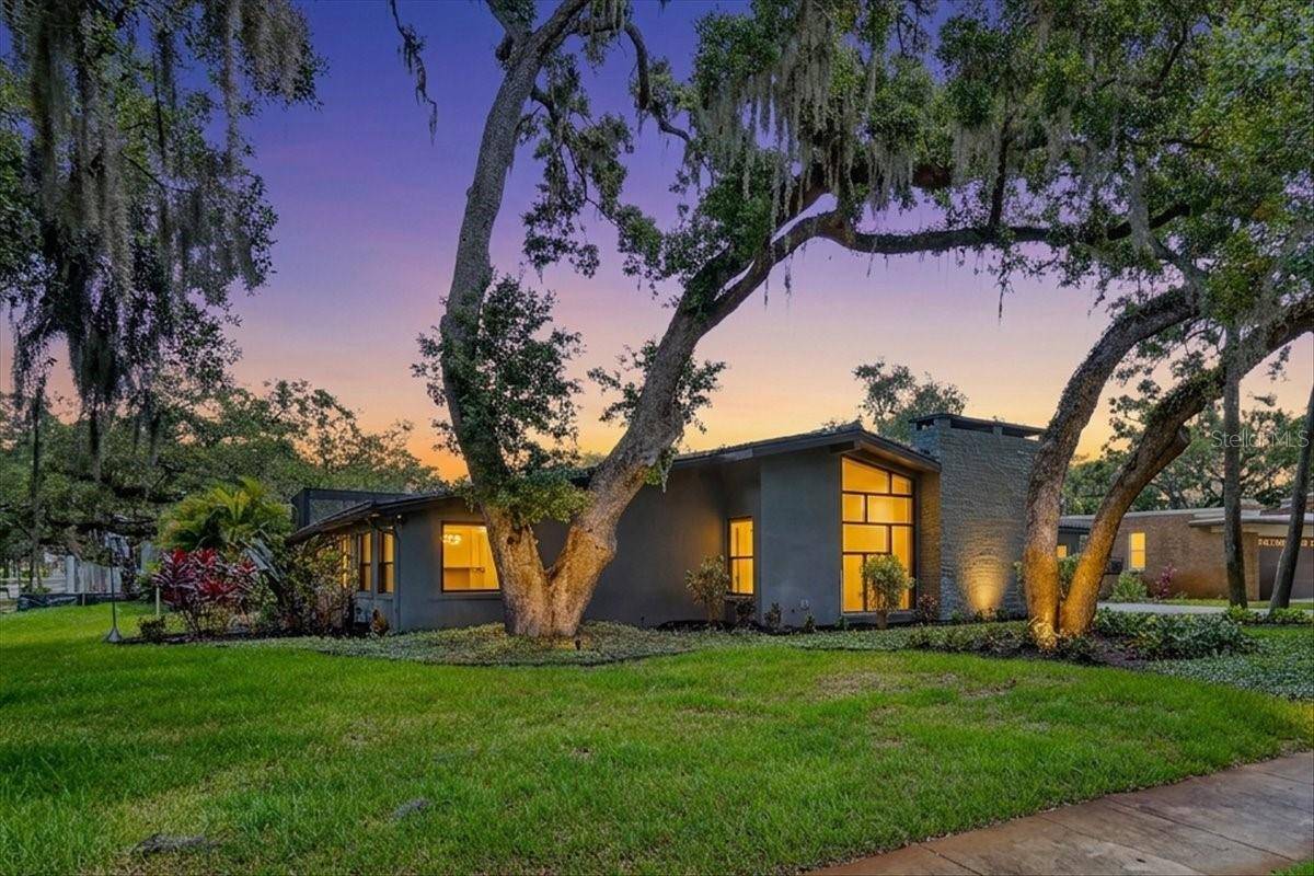 2708 N DUNDEE ST, Tampa, FL 33629