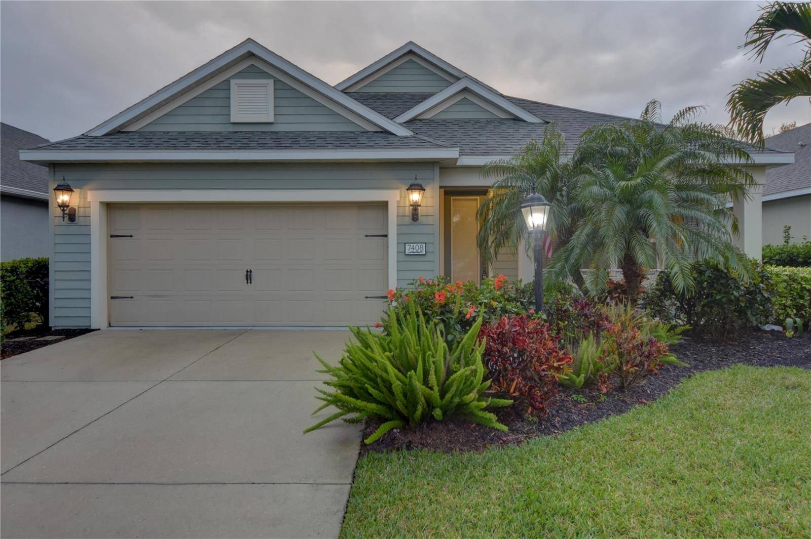 7408 RIDGELAKE CIR, Bradenton, FL 34203
