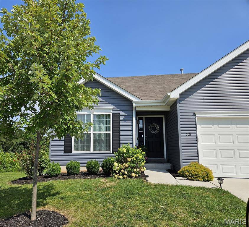 721 Creek View DR, Fenton, MO 63026