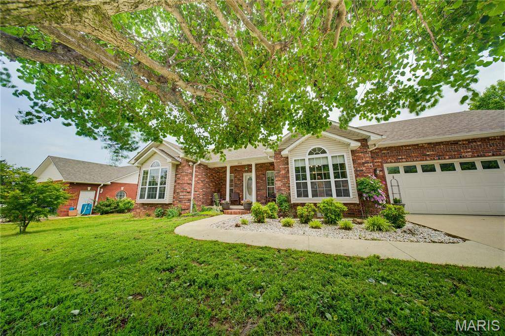 2802 Virginia LN, Poplar Bluff, MO 63901