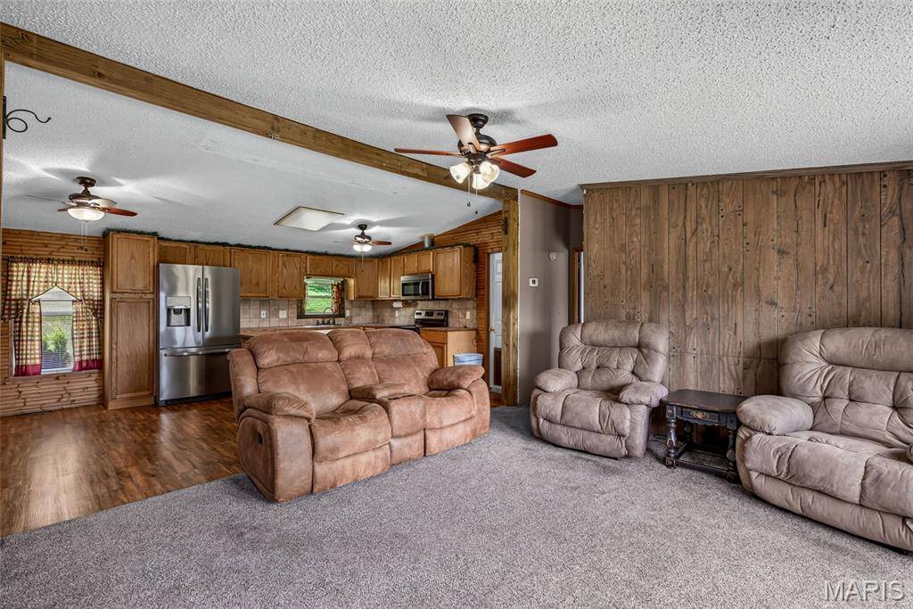 3440 Raby RD, Farmington, MO 63640