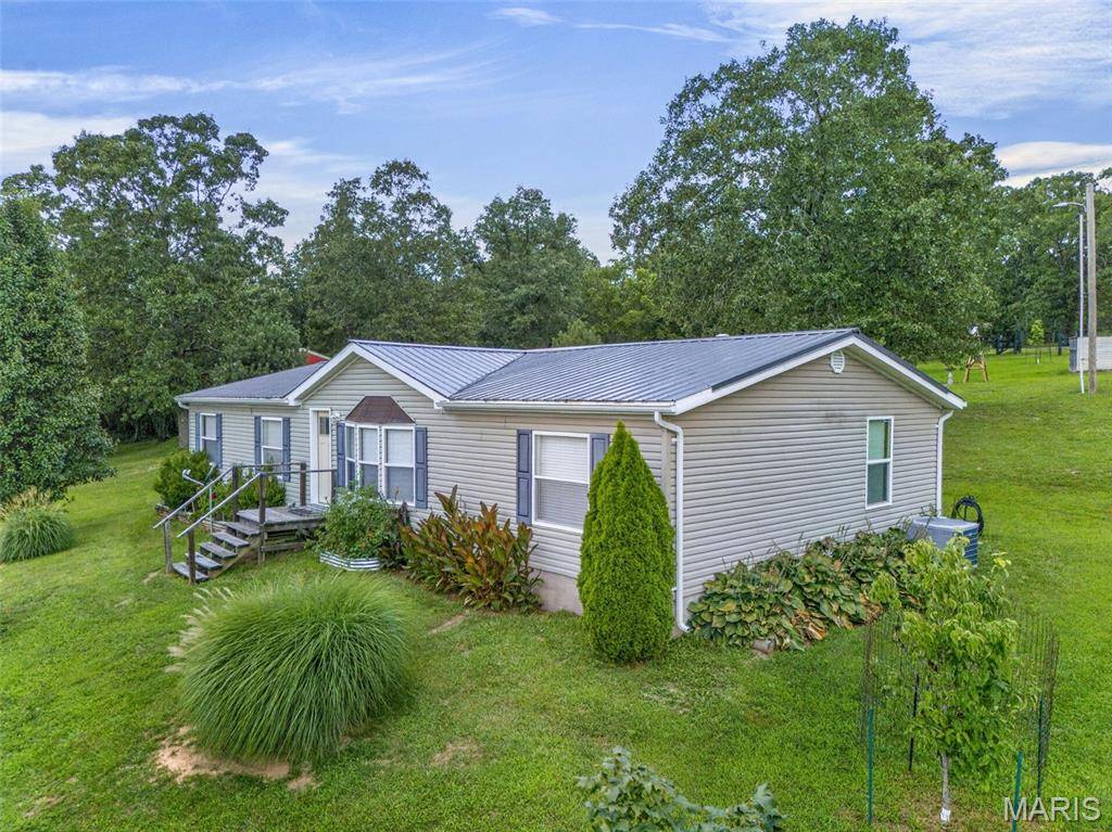 3440 Raby RD, Farmington, MO 63640