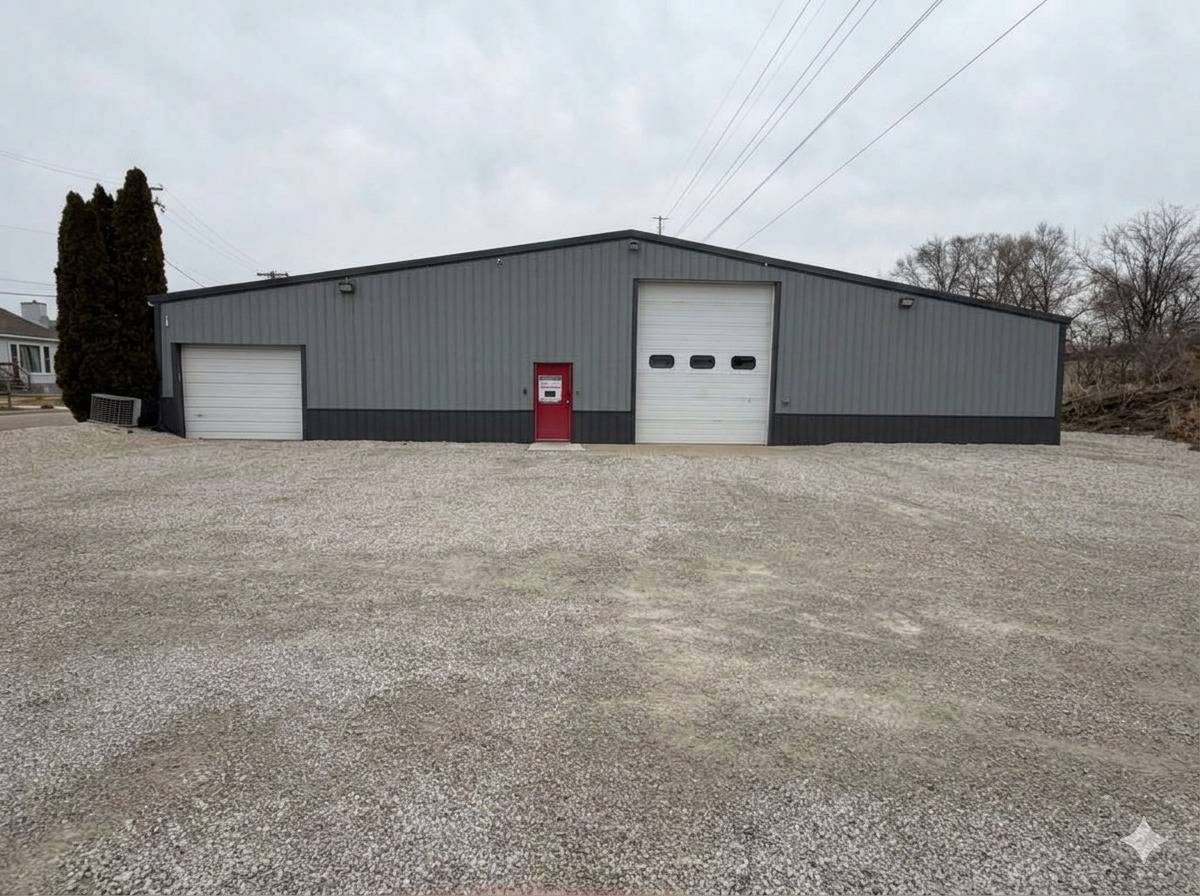 300 W Joliet ST, Ottawa, IL 61350