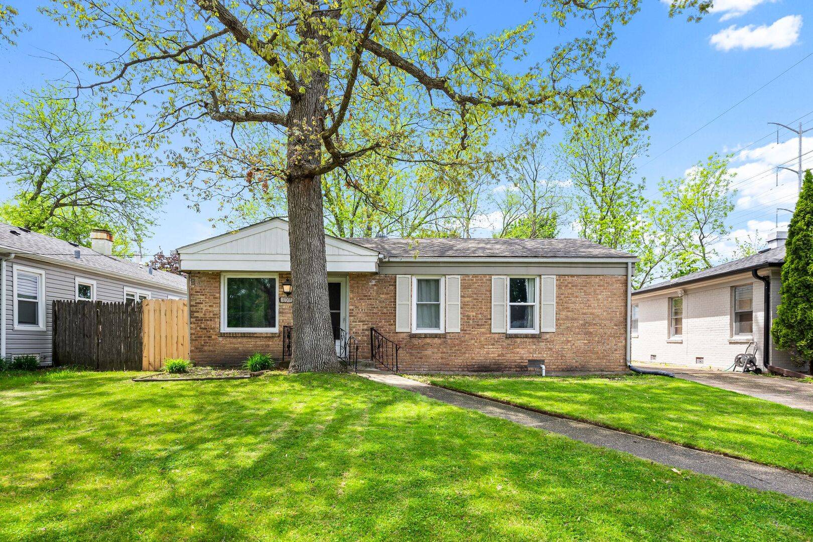 1706 North AVE, Waukegan, IL 60085