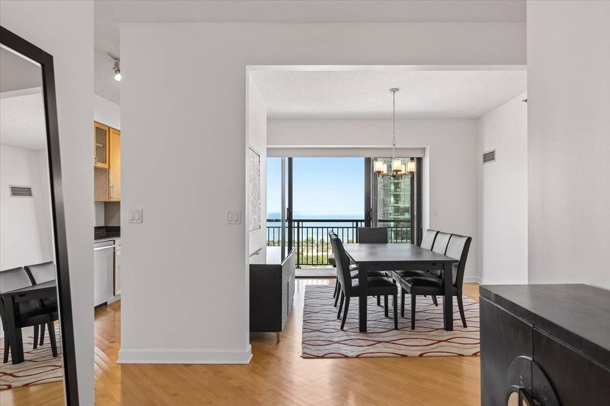 41 E 8th ST #2301, Chicago, IL 60605