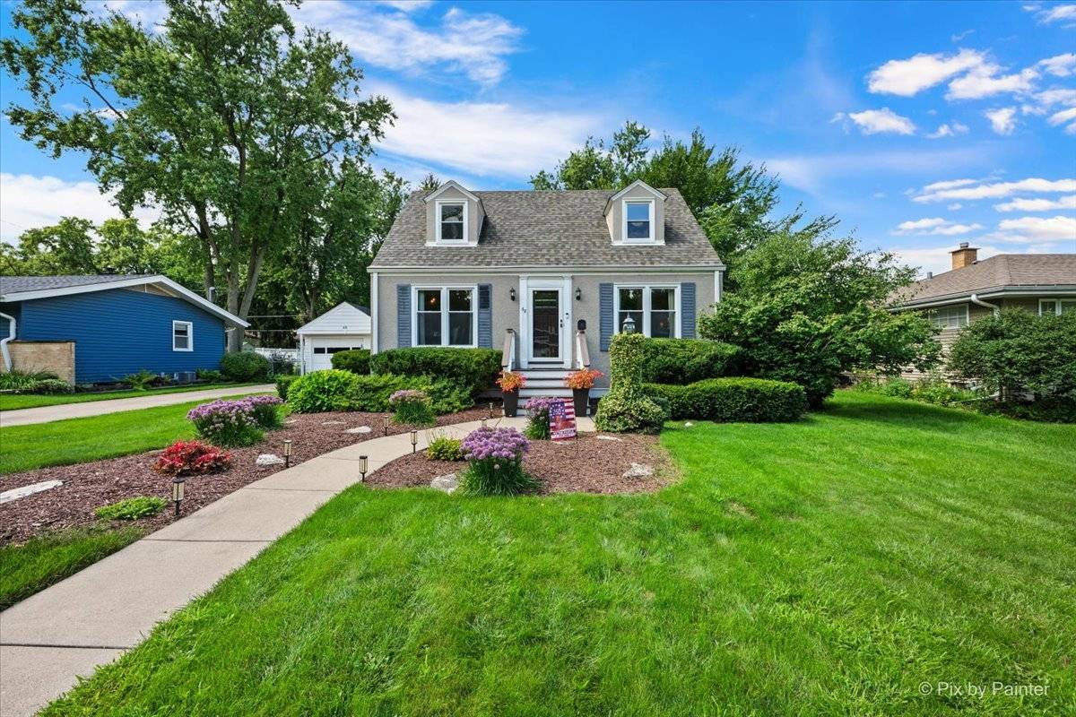 68 S 3rd AVE, Lombard, IL 60148