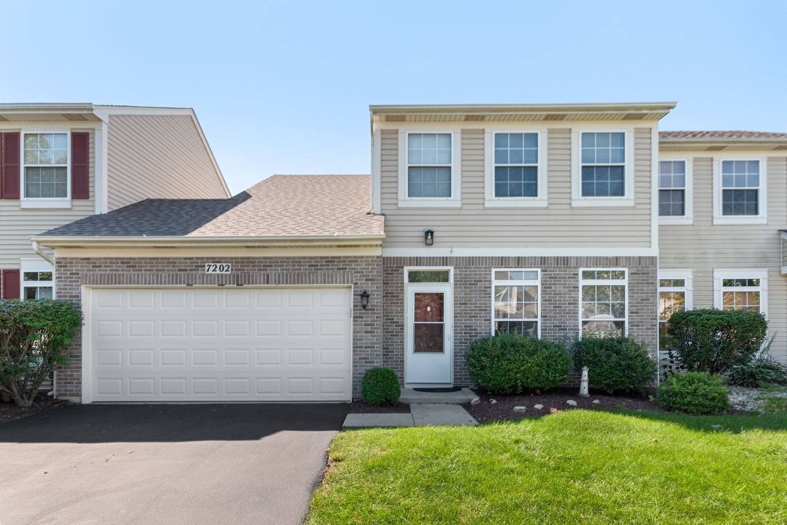 7202 Bradley DR, Plainfield, IL 60586