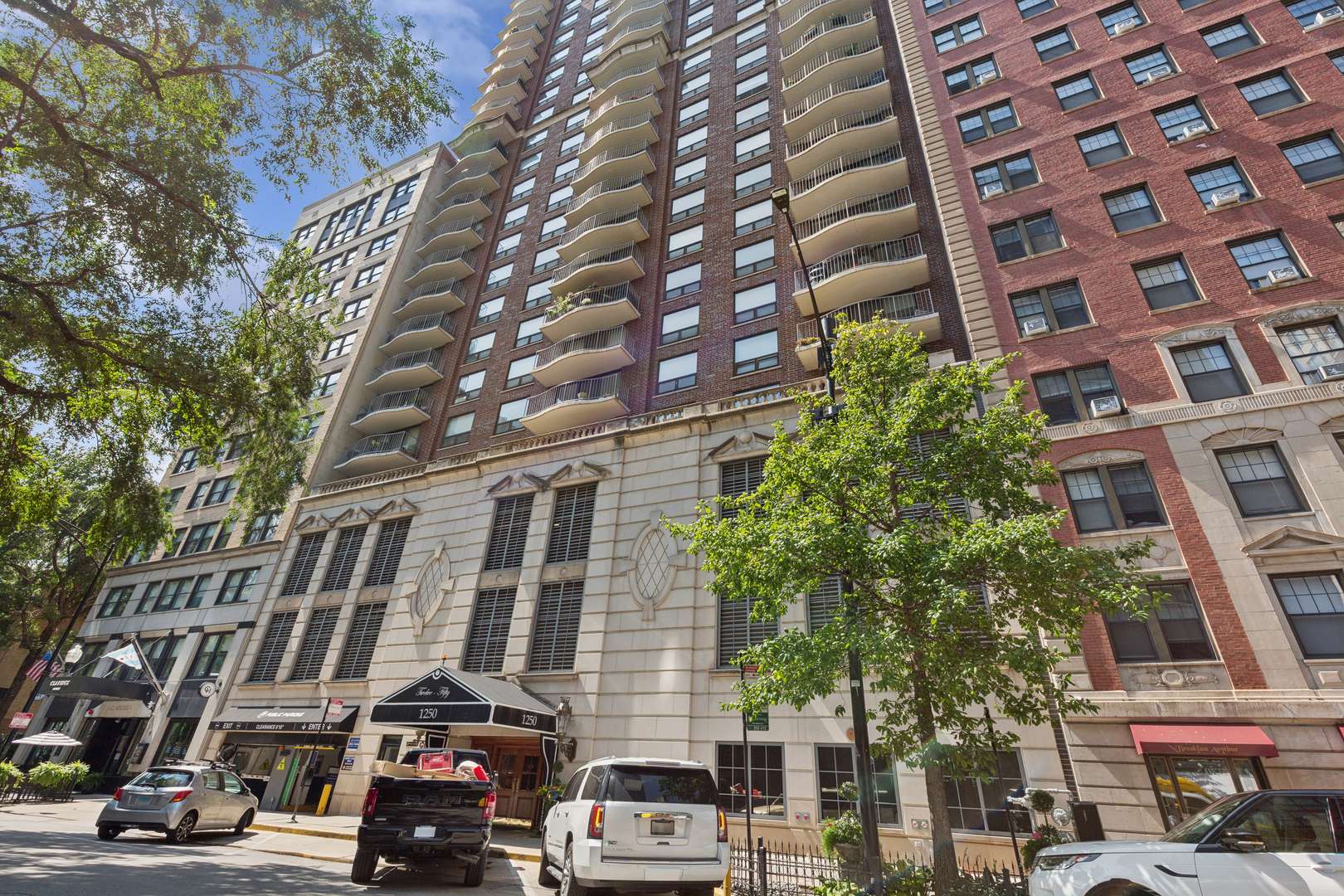 1250 N DEARBORN ST #9C, Chicago, IL 60610