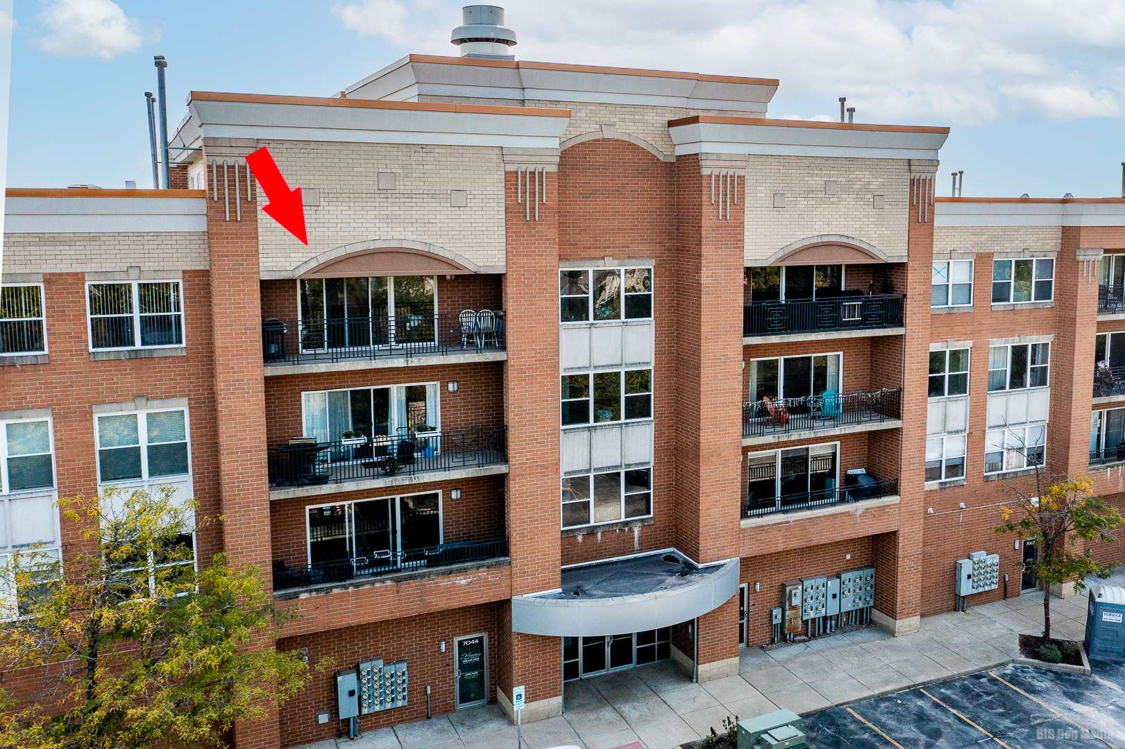 7050 183rd ST #409, Tinley Park, IL 60477
