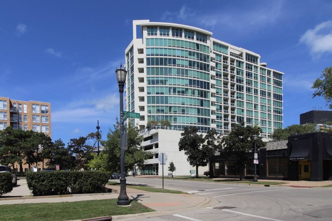 Address not disclosed, Evanston, IL 60201