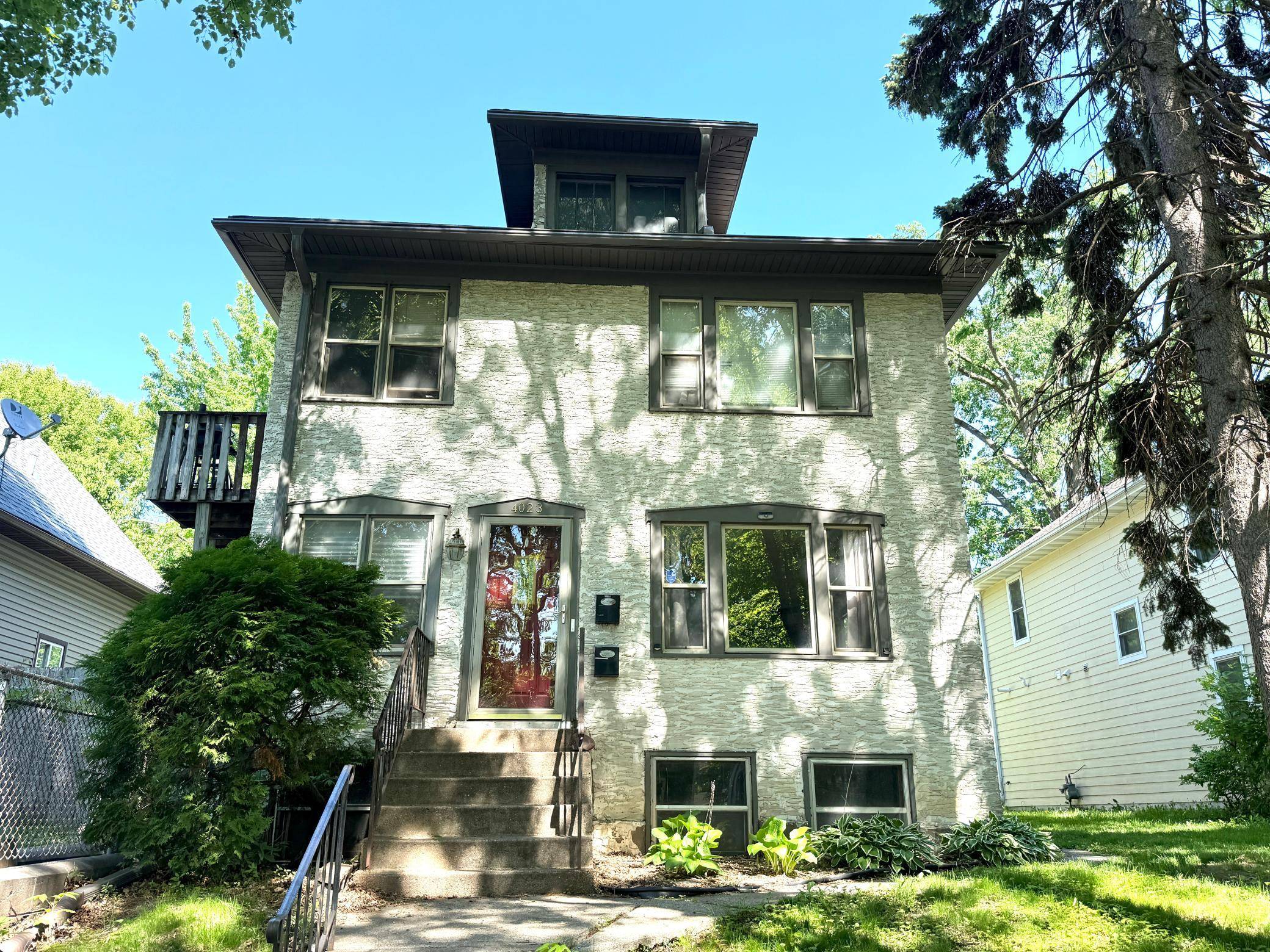 4023 6th ST NE, Columbia Heights, MN 55421