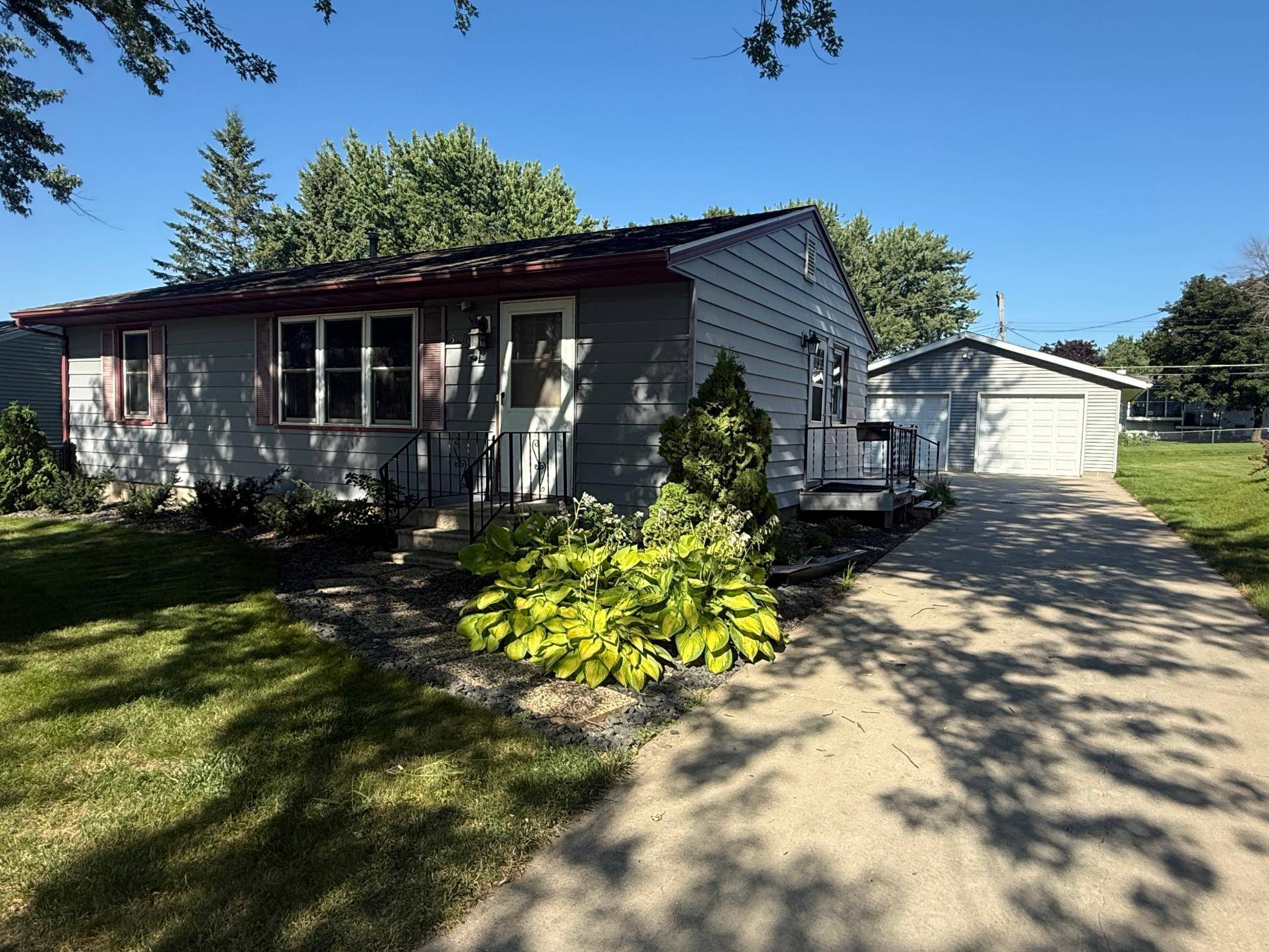 508 3rd AVE NE, Byron, MN 55920