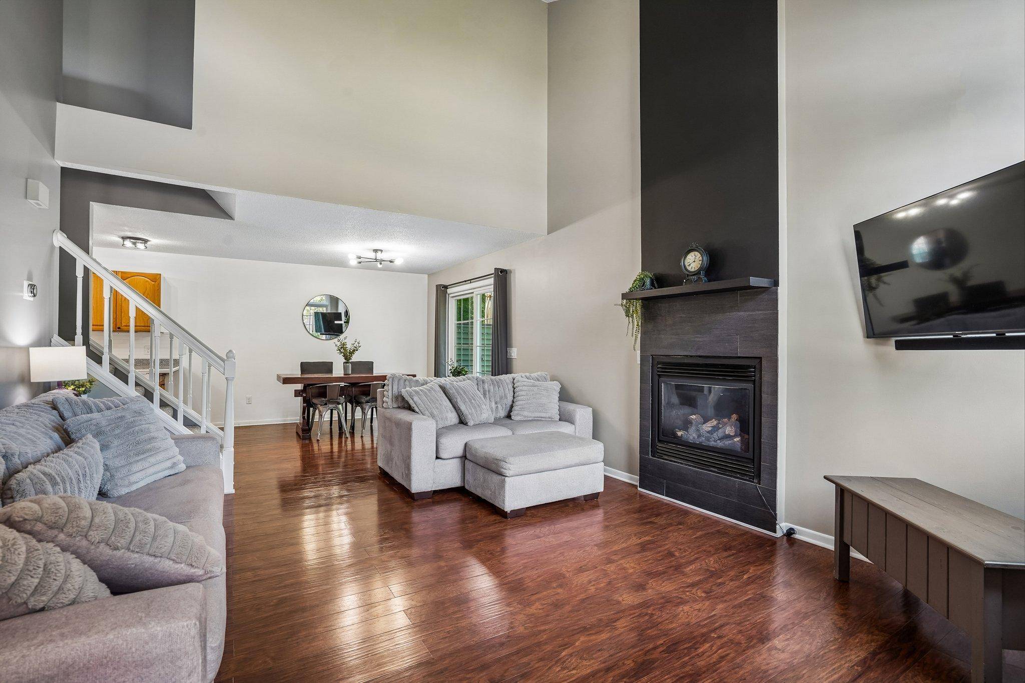9945 Russell AVE N #6, Brooklyn Park, MN 55444