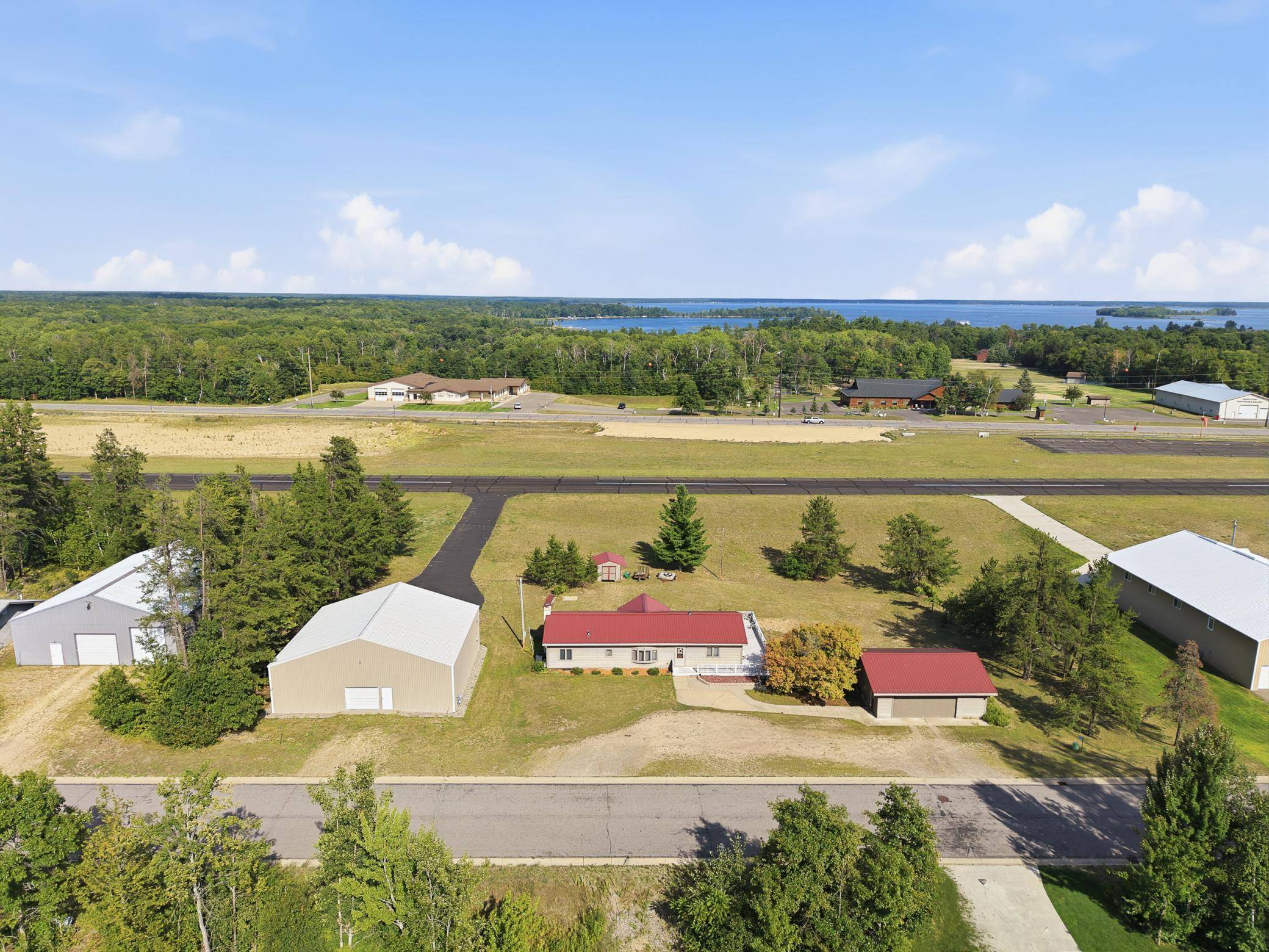 30600 Airport RD, Breezy Point, MN 56472