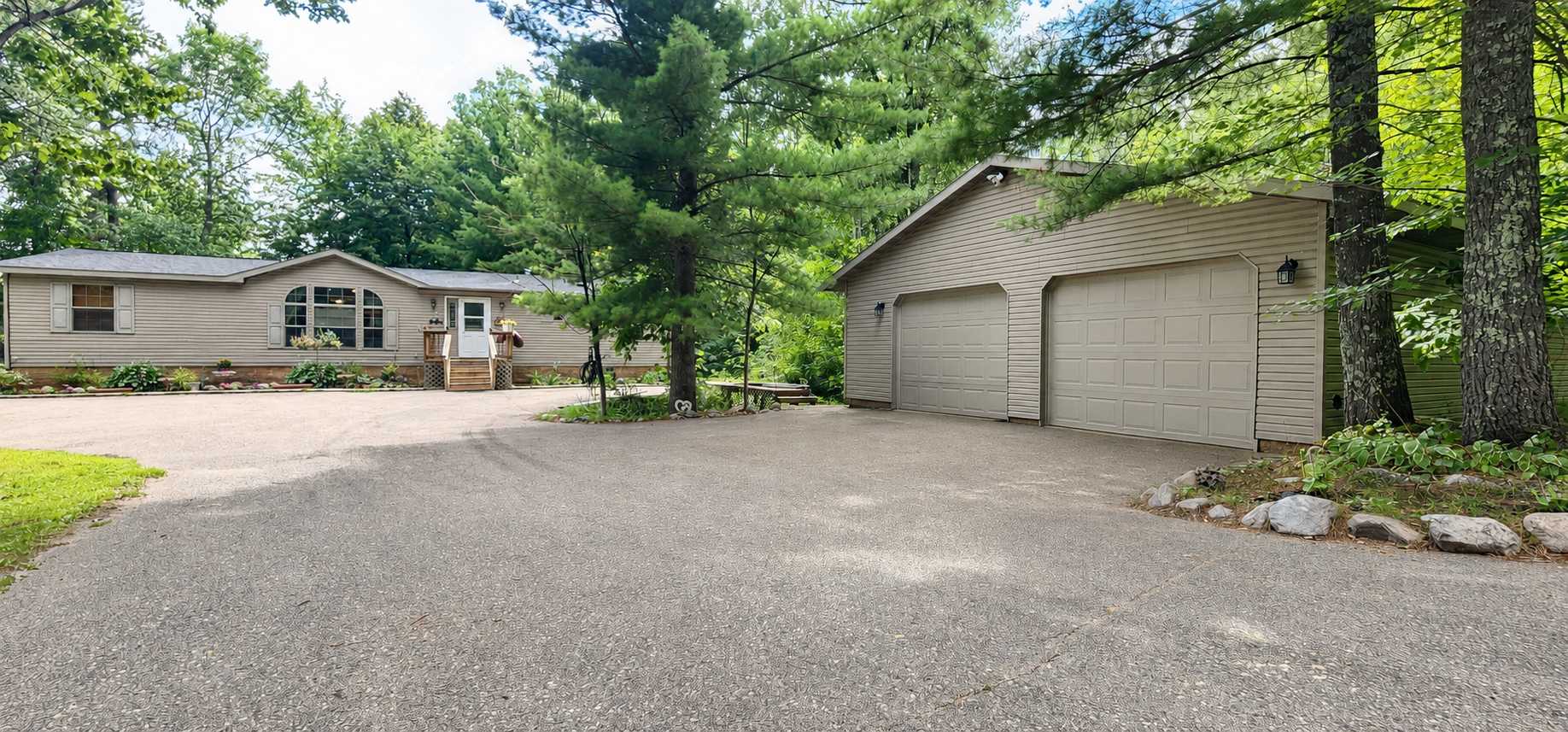 6438 Cougar TRL NW, Walker, MN 56484