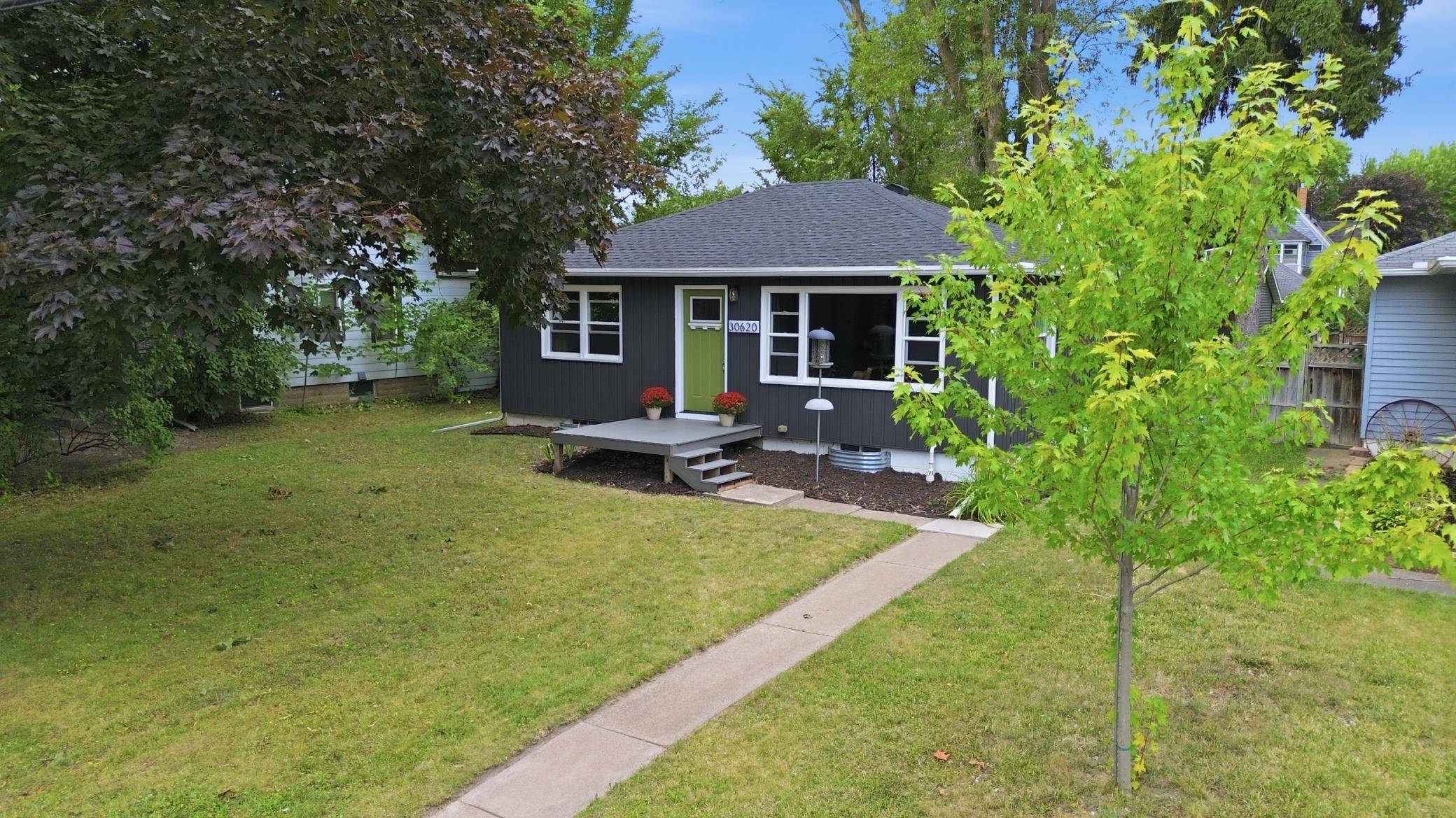 30620 N Lakes TRL, Lindstrom, MN 55045