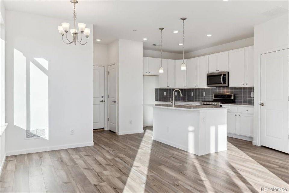 6680 Merseyside LN, Castle Pines, CO 80108
