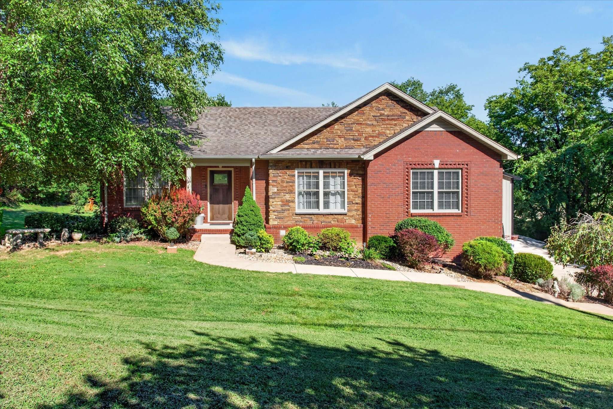1194 Old Mack Rd, Clarksville, TN 37040
