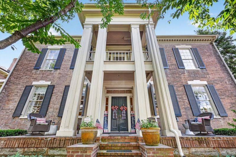 137 3rd Avenue #N, Franklin, TN 37064