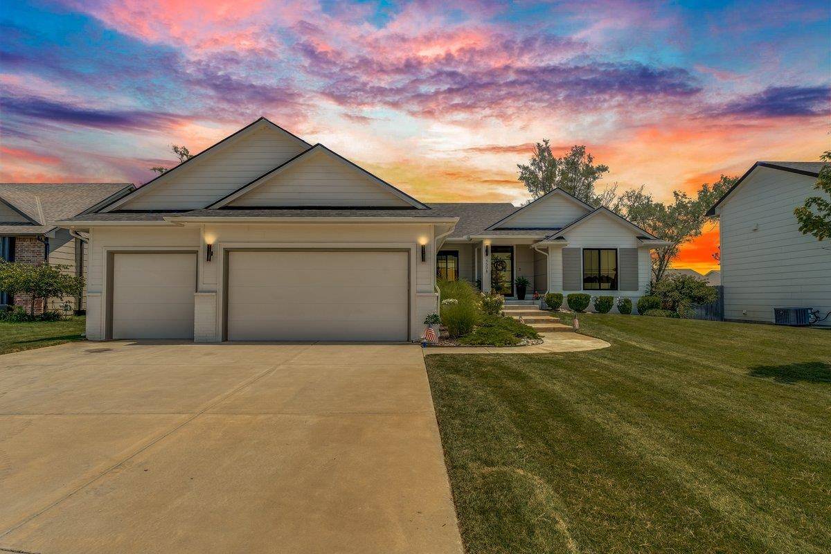 4508 N Sunny Cir, Wichita, KS 67205