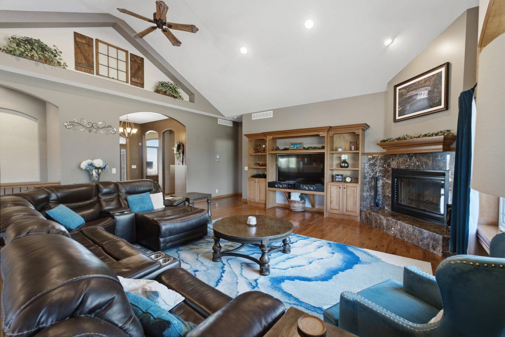 901 N Springwood, Goddard, KS 67052